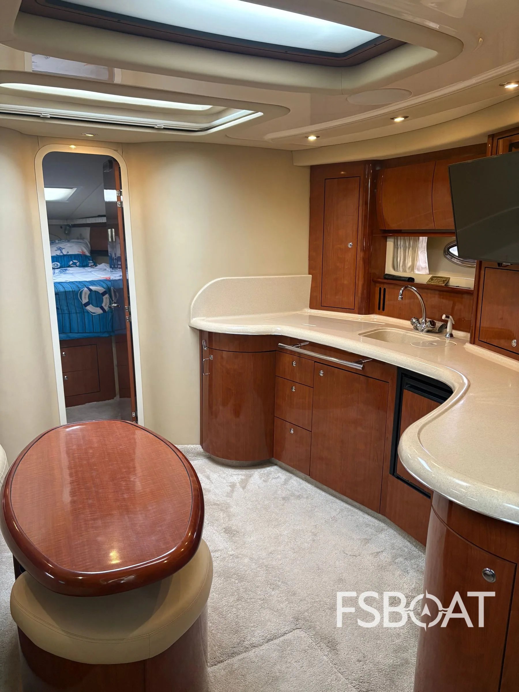 2003 Sea Ray 420 Sundancer - Media 10