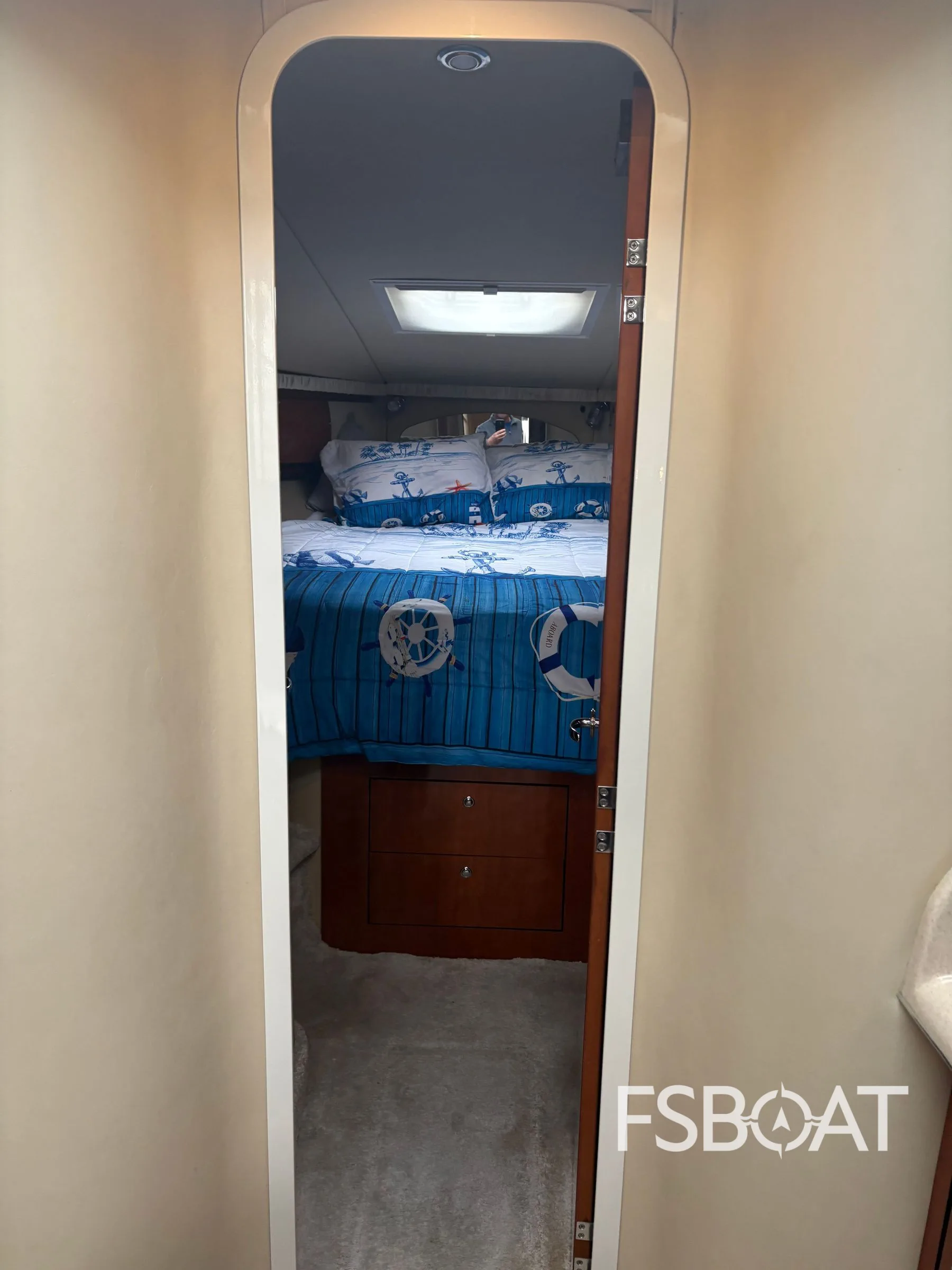 2003 Sea Ray 420 Sundancer - Media 17