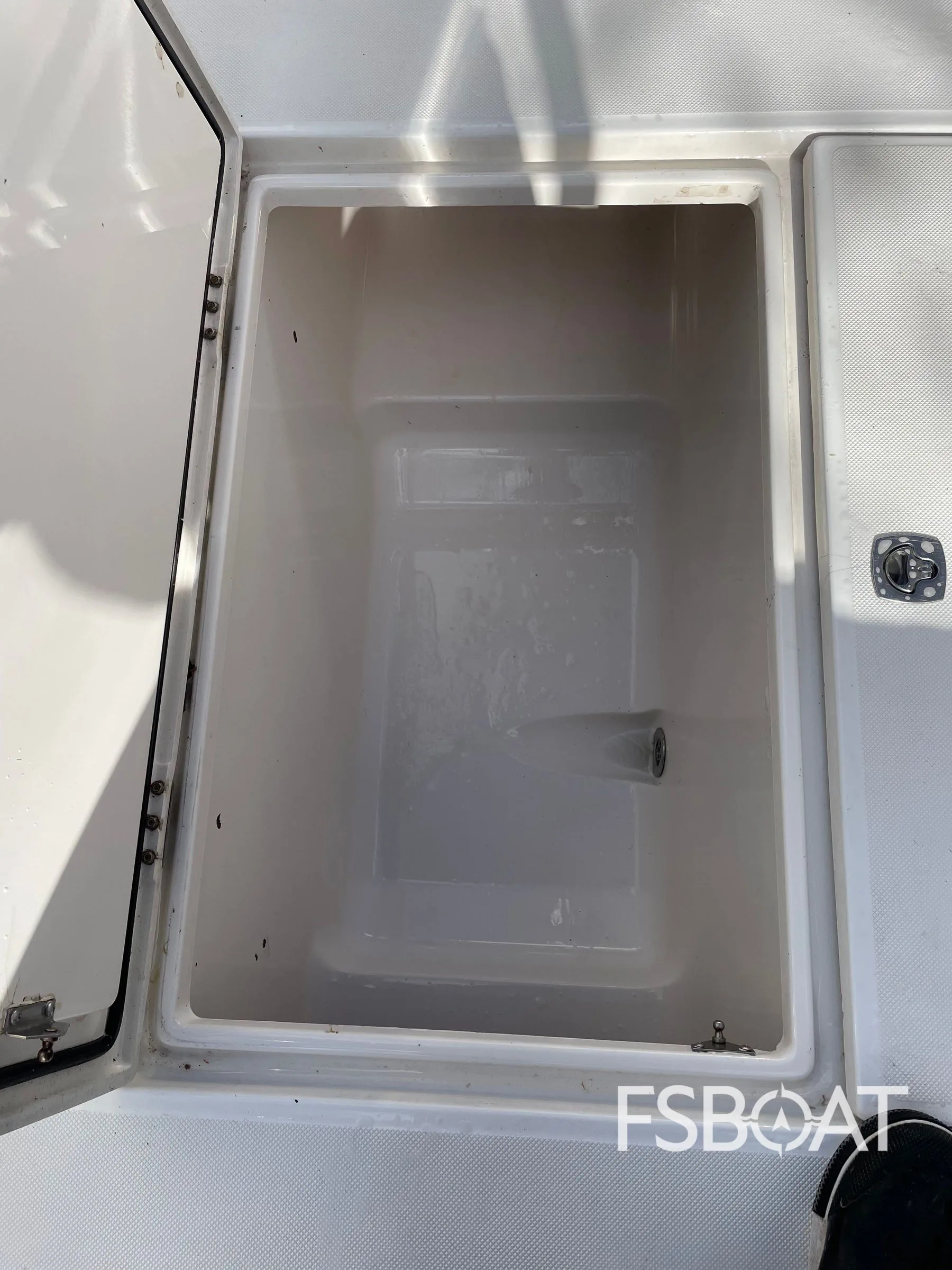 2007 Jupiter 29 FS - Media 10
