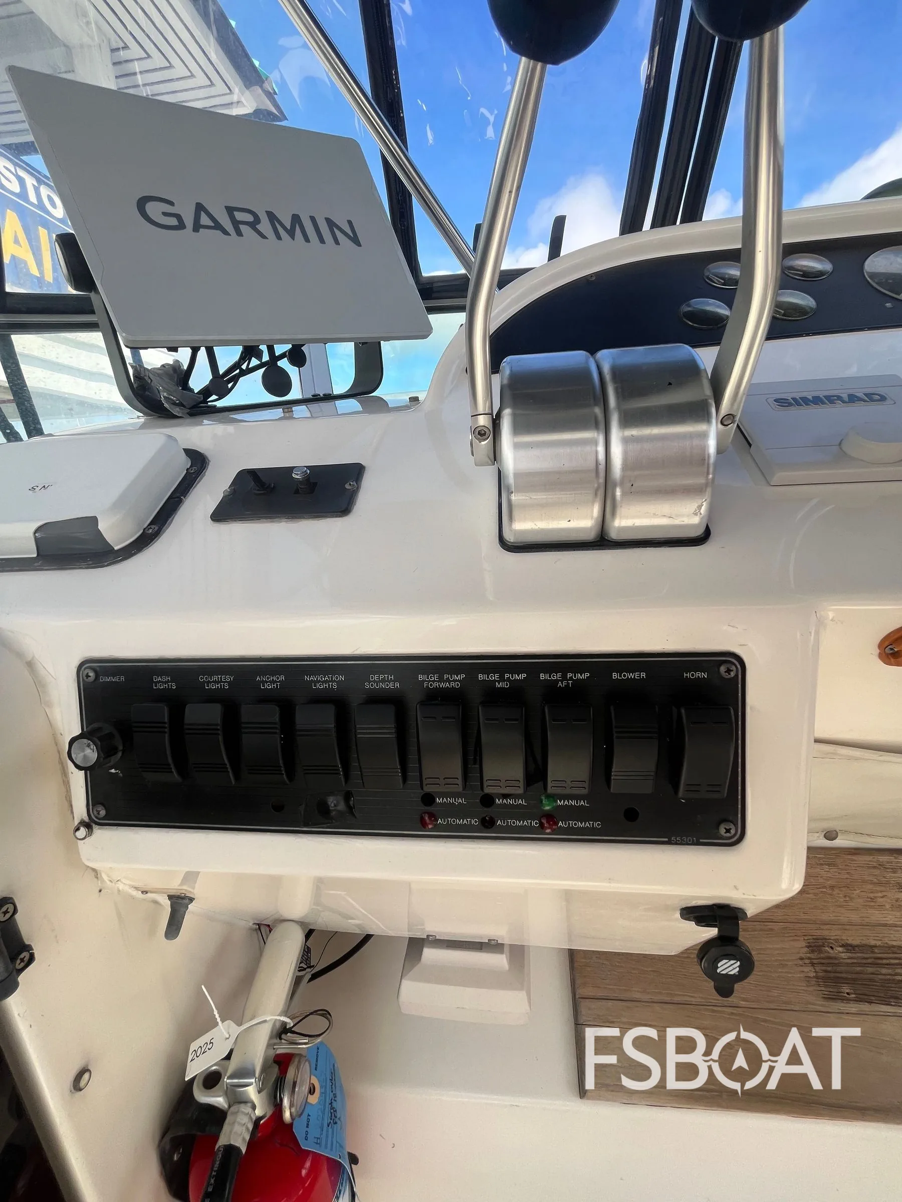 1998 Bayliner 4788 Pilot House Motoryacht - Media 7