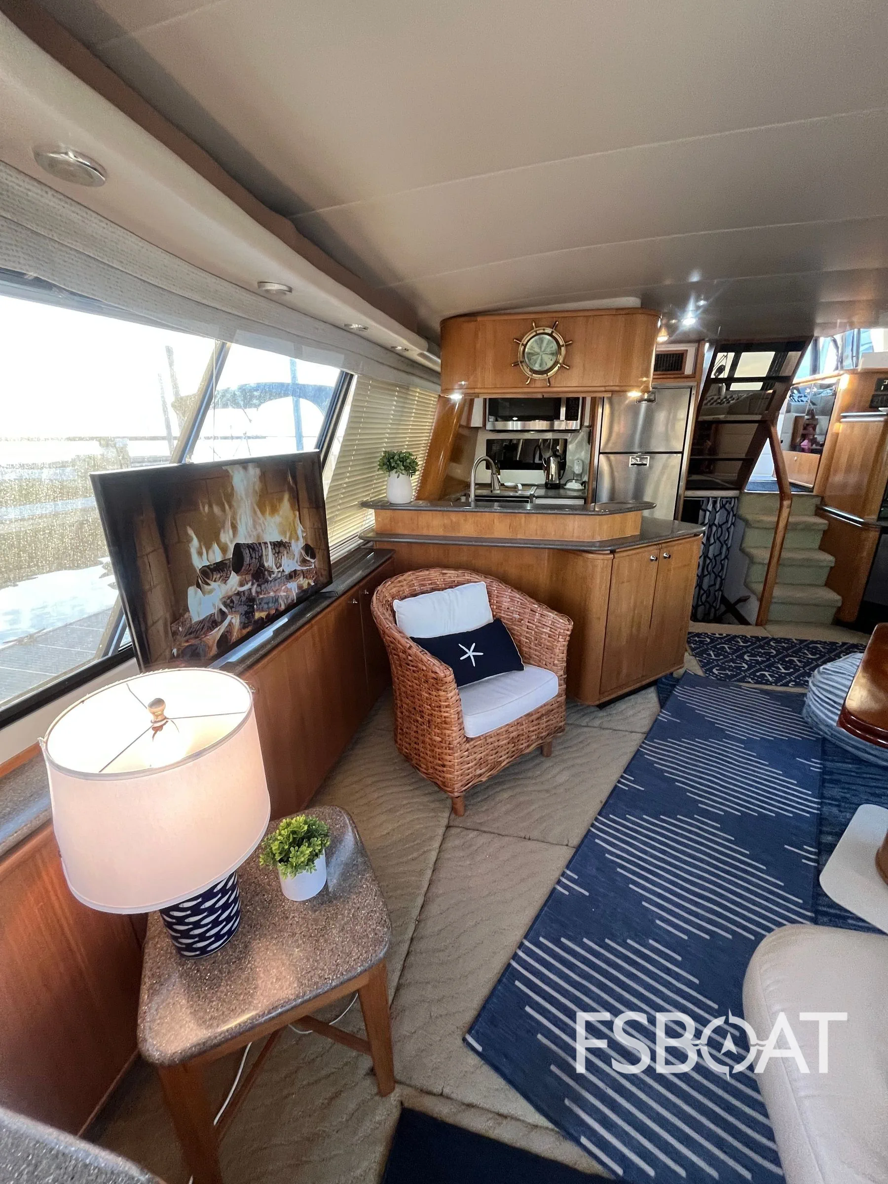 1998 Bayliner 4788 Pilot House Motoryacht - Media 16