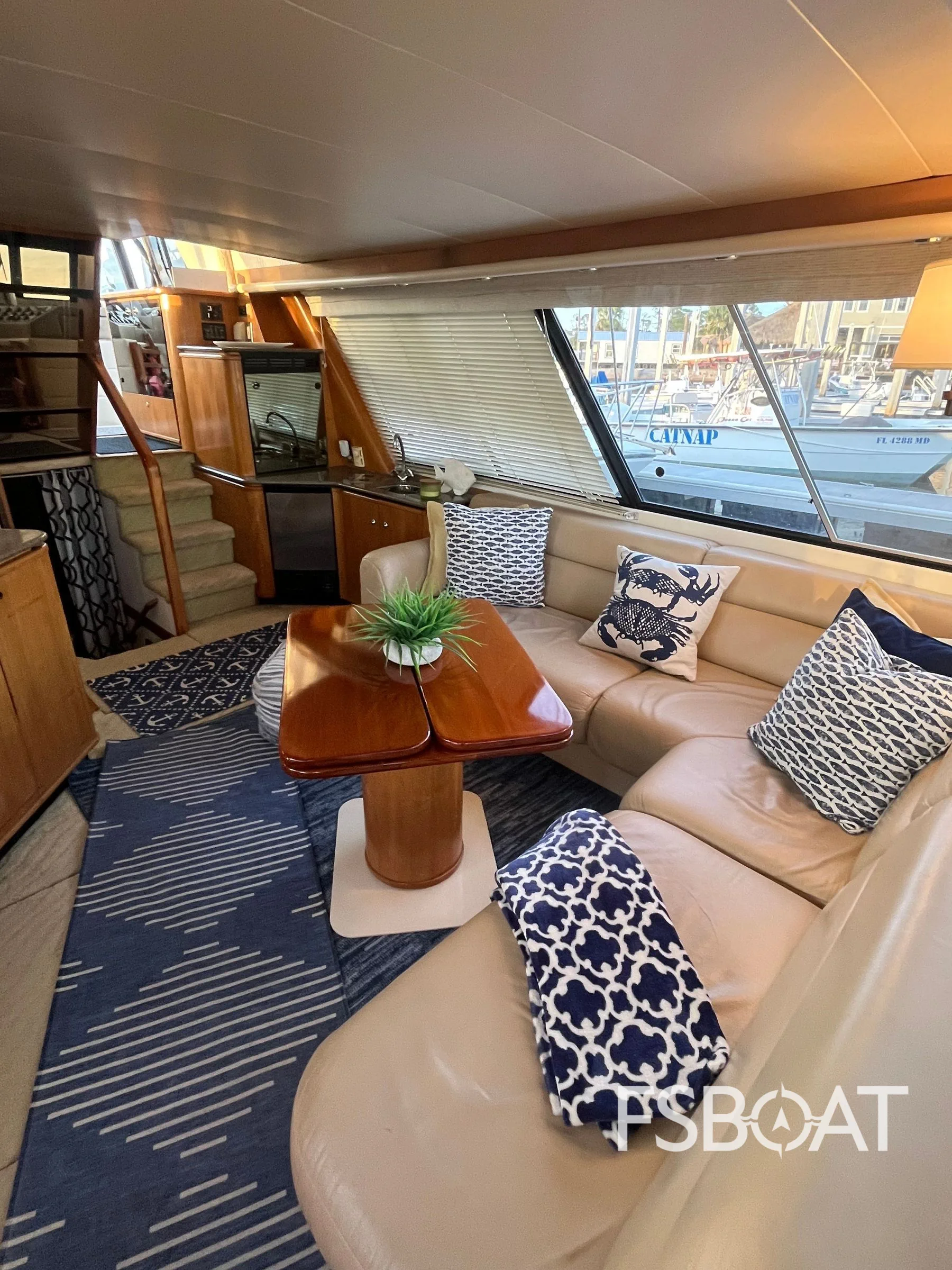 1998 Bayliner 4788 Pilot House Motoryacht - Media 20