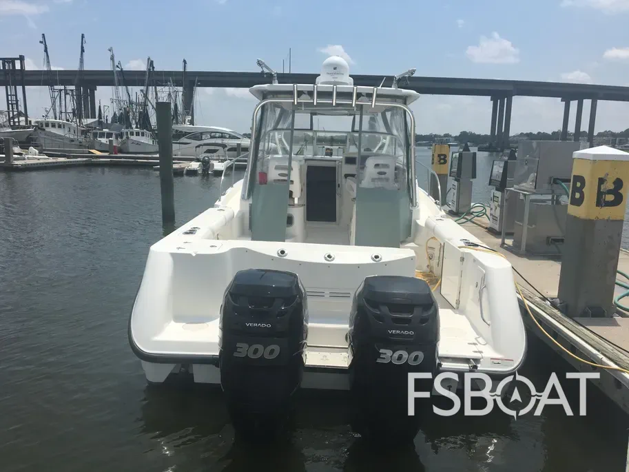 2010 Boston Whaler 305 Conquest - Media 9