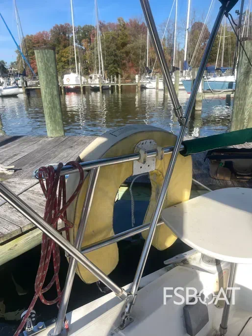 1985 Catalina 30 - Media 10
