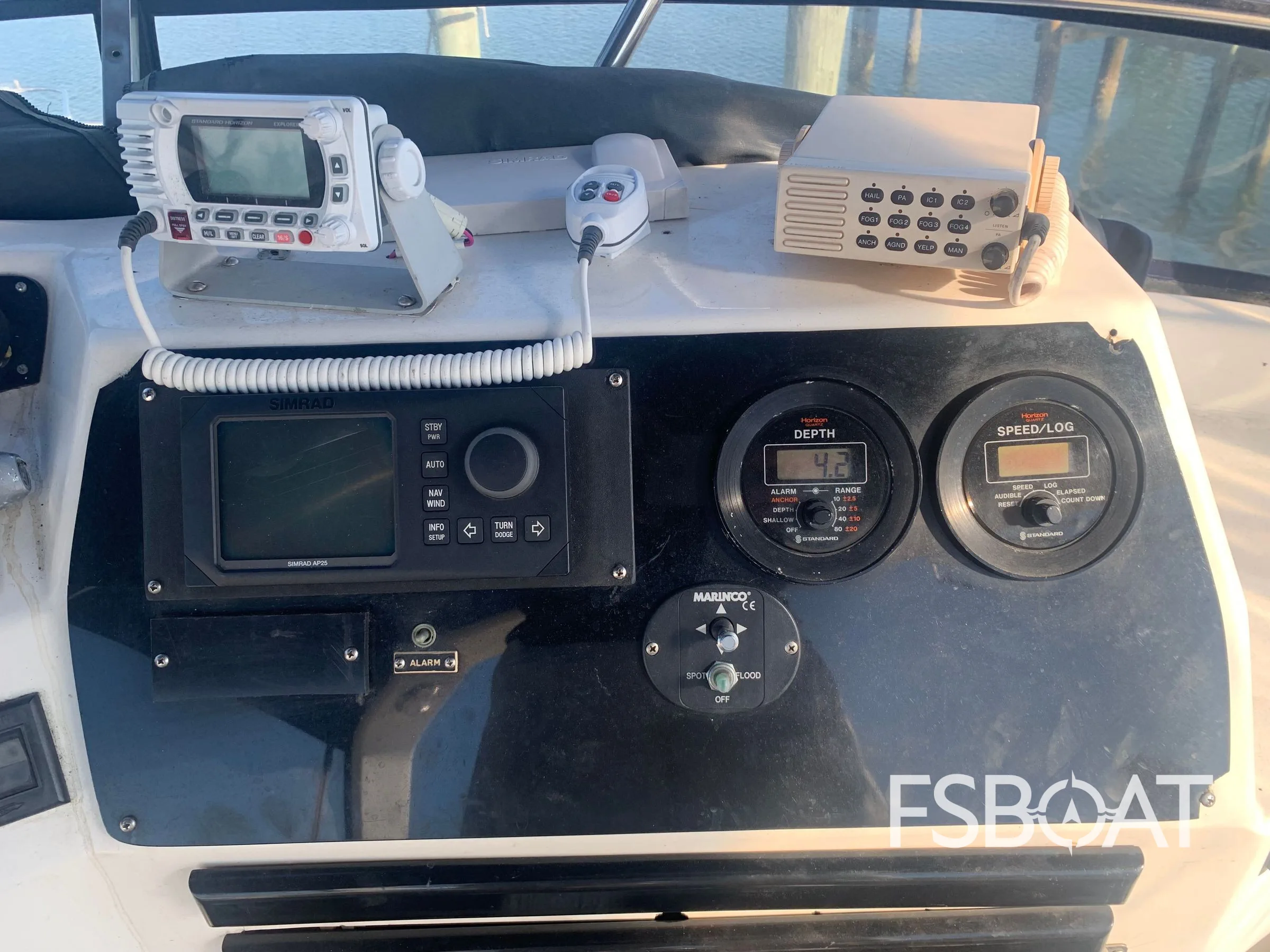 1988 Aquarius M/Y Cruiser - Media 22