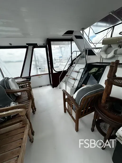 1989 Sea Ray 380 Aft Cabin - Media 8