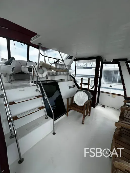 1989 Sea Ray 380 Aft Cabin - Media 6