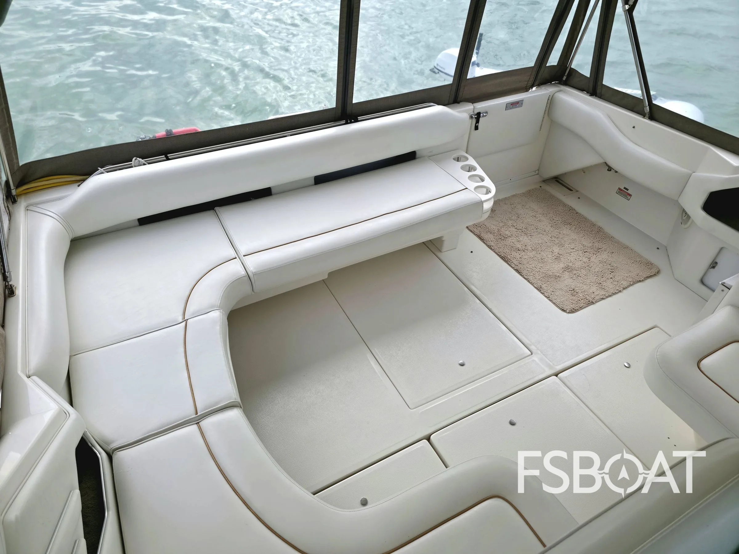 1998 Sea Ray 400 Express Cruiser - Media 12