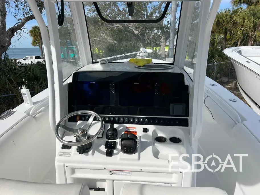 2019 Sea Hunt Gamefish 30 - Media 5