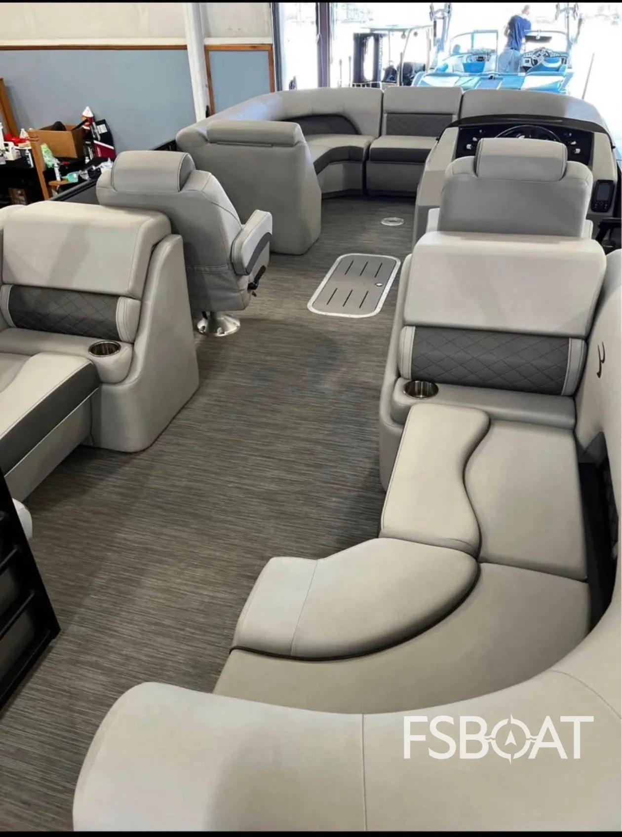 2022 Bennington L22 - Media 3