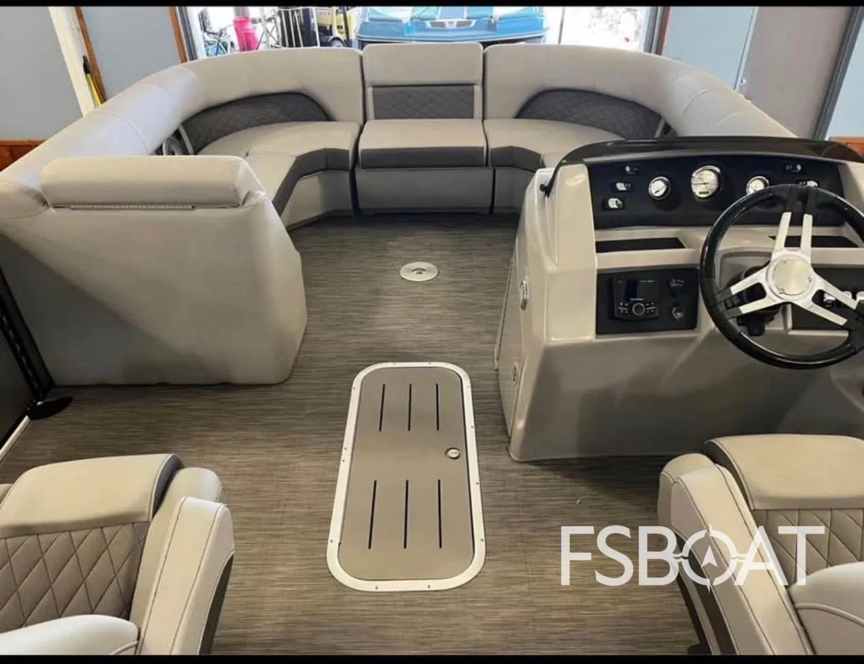 2022 Bennington L22 - Media 2