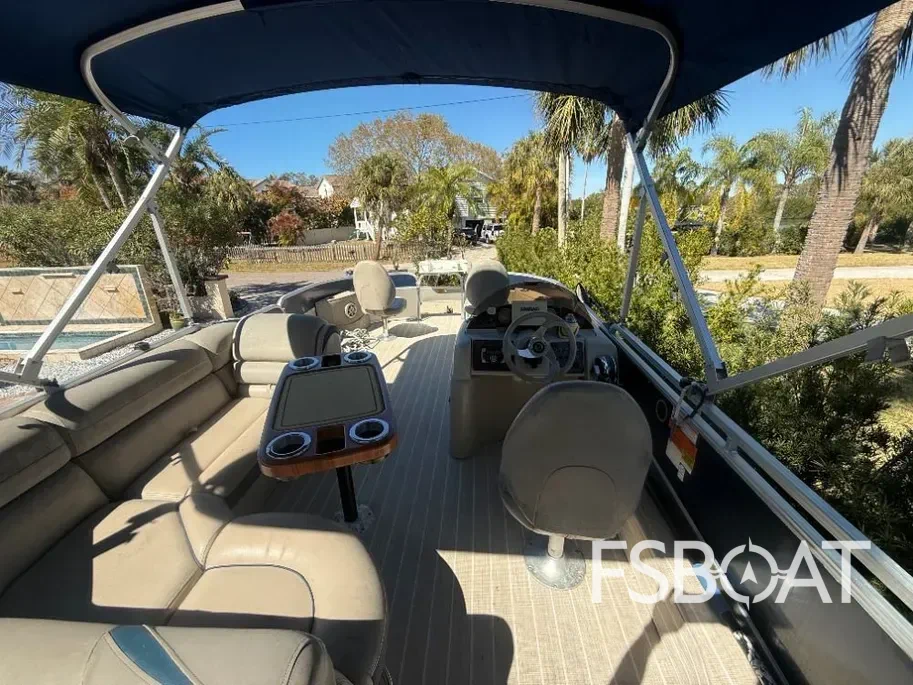 2013 Berkshire 230E STS - Media 4
