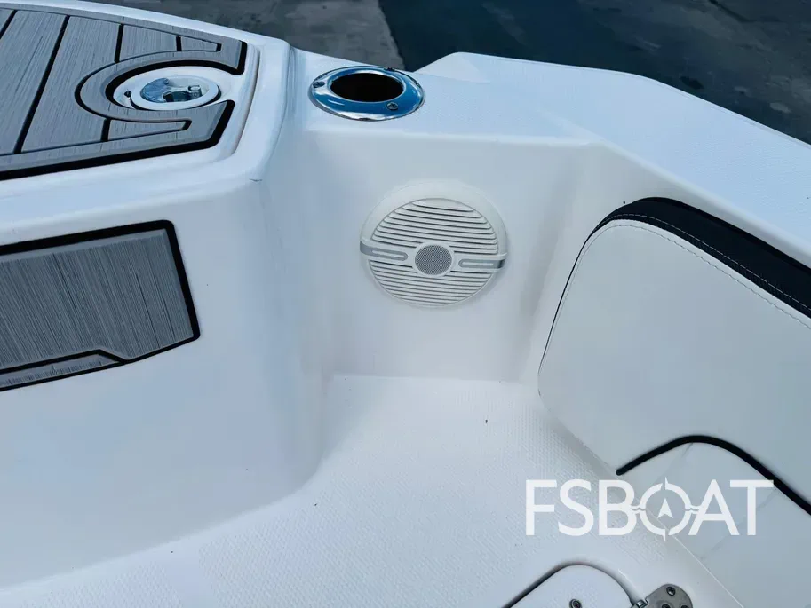 2024 Yamaha Boats 222 FSH Sport - Media 9