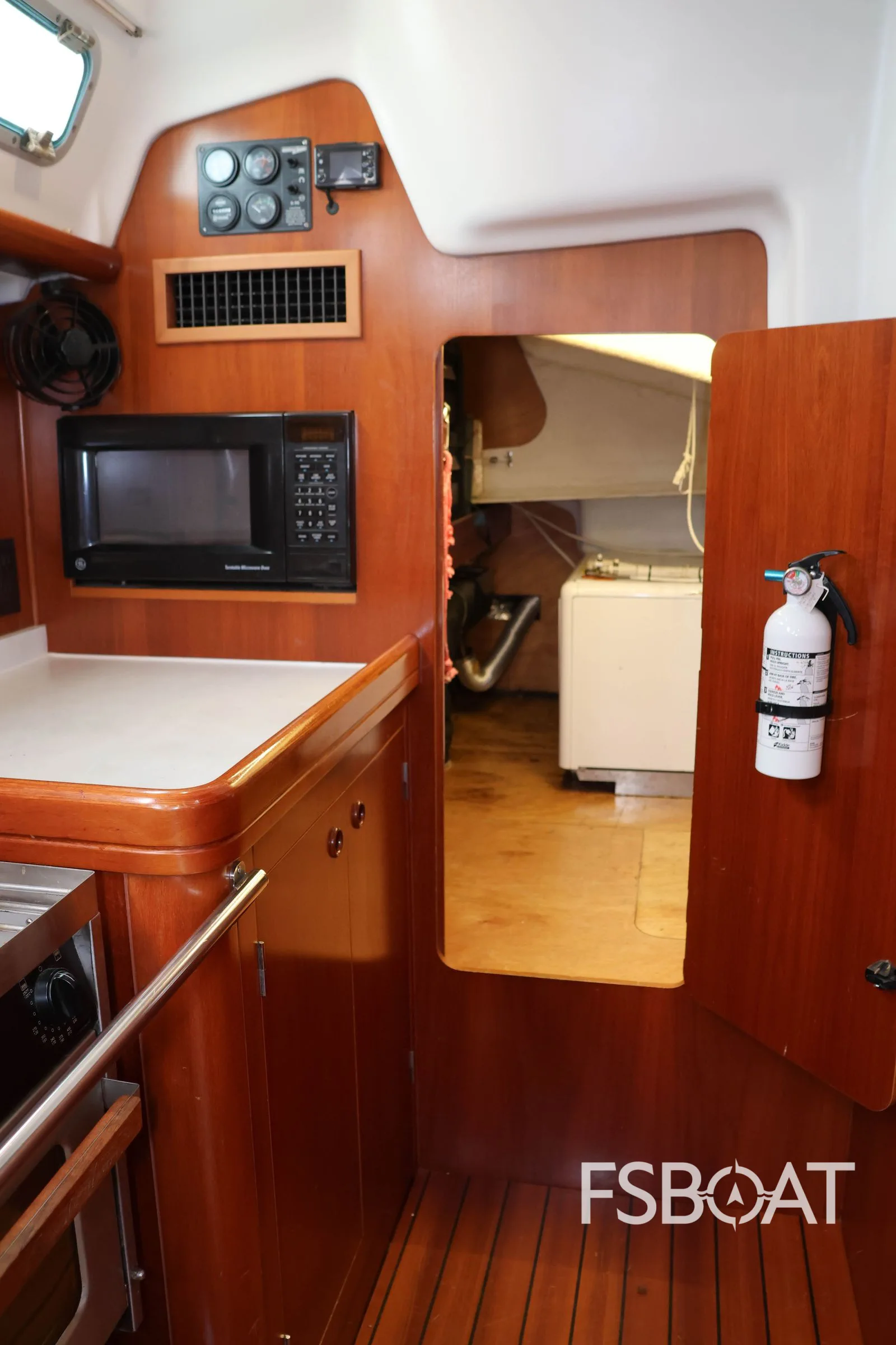 2002 Beneteau 473 - Media 14
