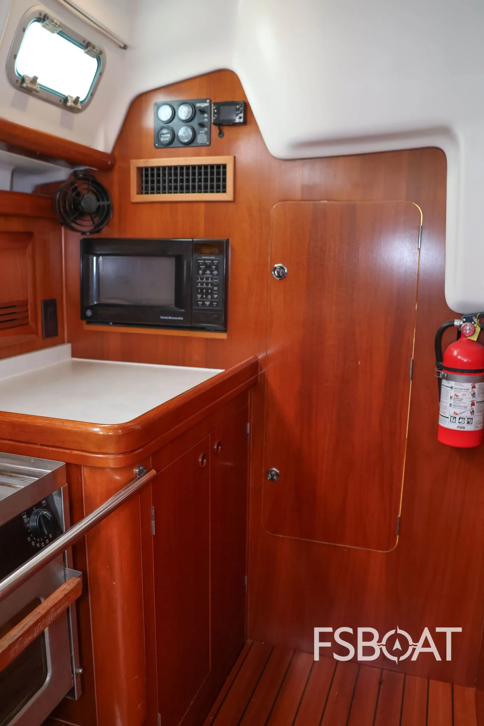 2002 Beneteau 473 - Media 13