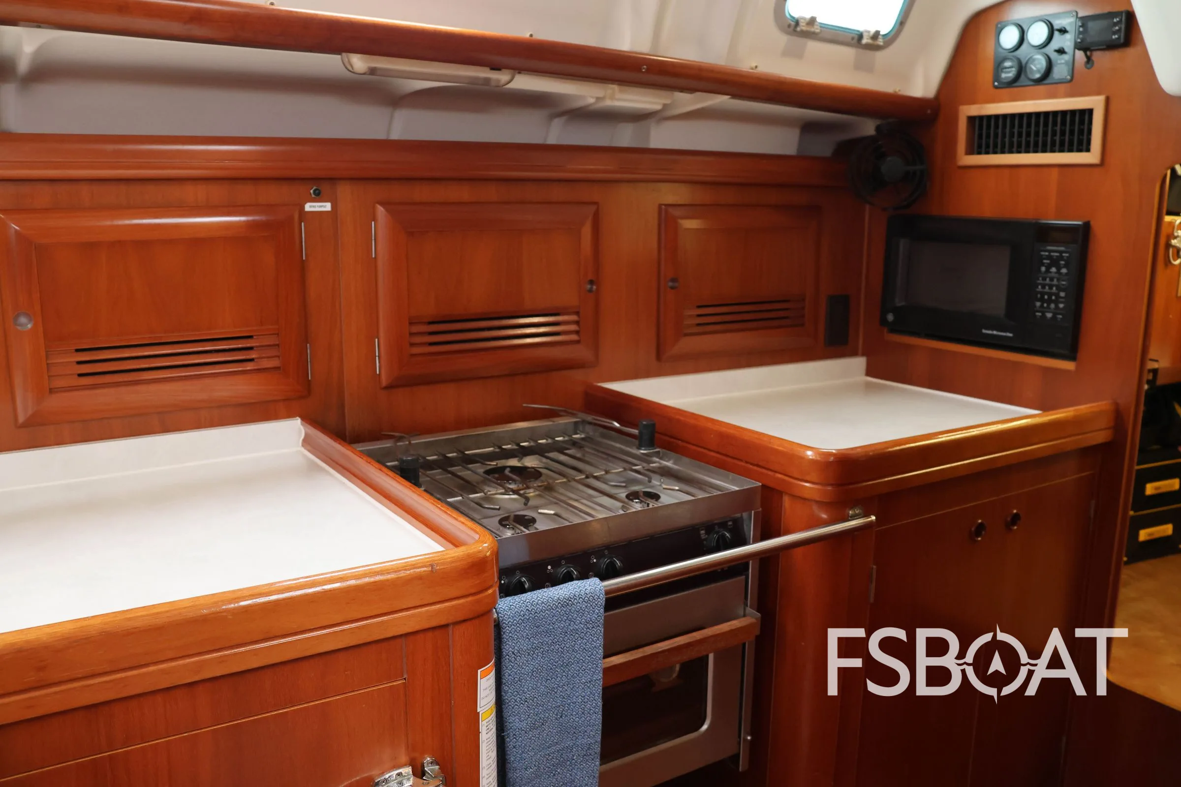 2002 Beneteau 473 - Media 10