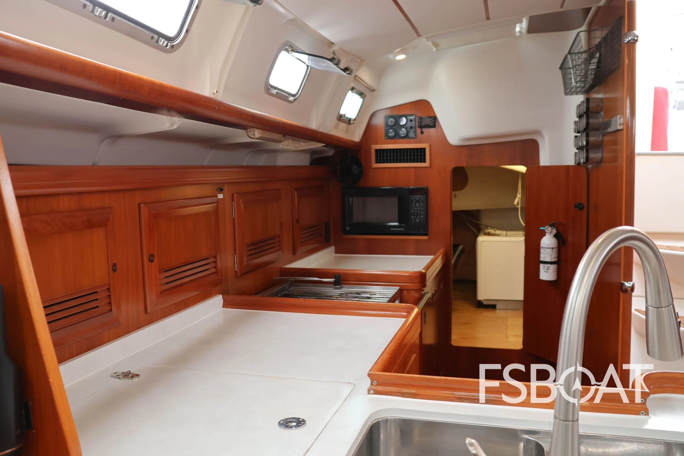 2002 Beneteau 473 - Media 12