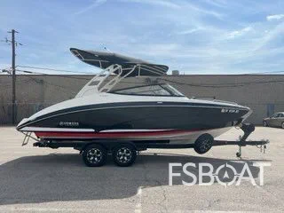 2020 Yamaha Boats 242SE - Media 2