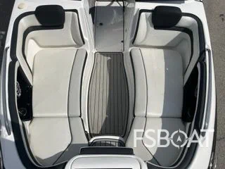 2020 Yamaha Boats 242SE - Media 10