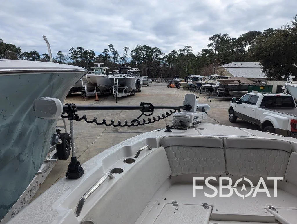 2023 Sea Fox 268 Commander - Media 4