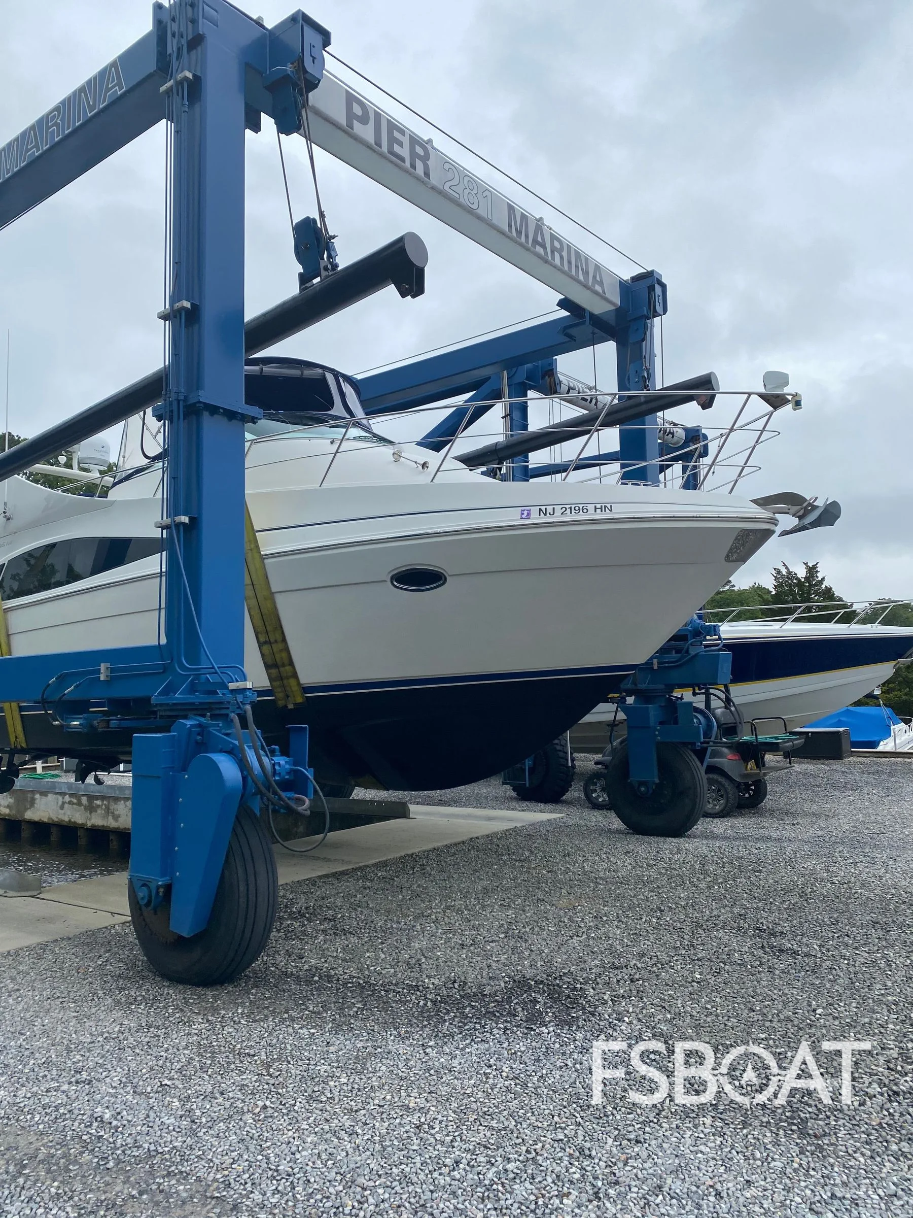 2007 Carver Mariner - Media 12