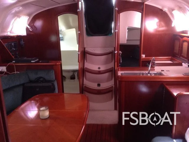 2000 Beneteau Oceanis 381 - Media 12