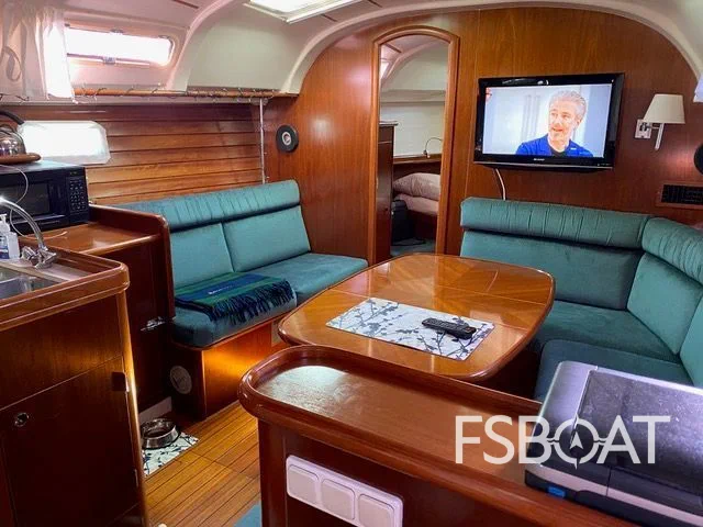2000 Beneteau Oceanis 381 - Media 13