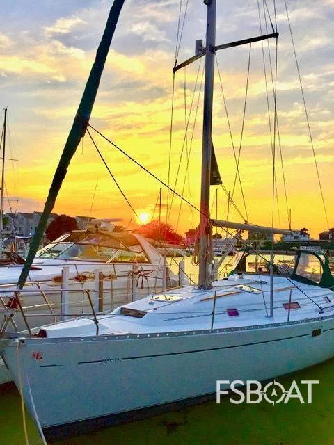 2000 Beneteau Oceanis 381 - Media 19