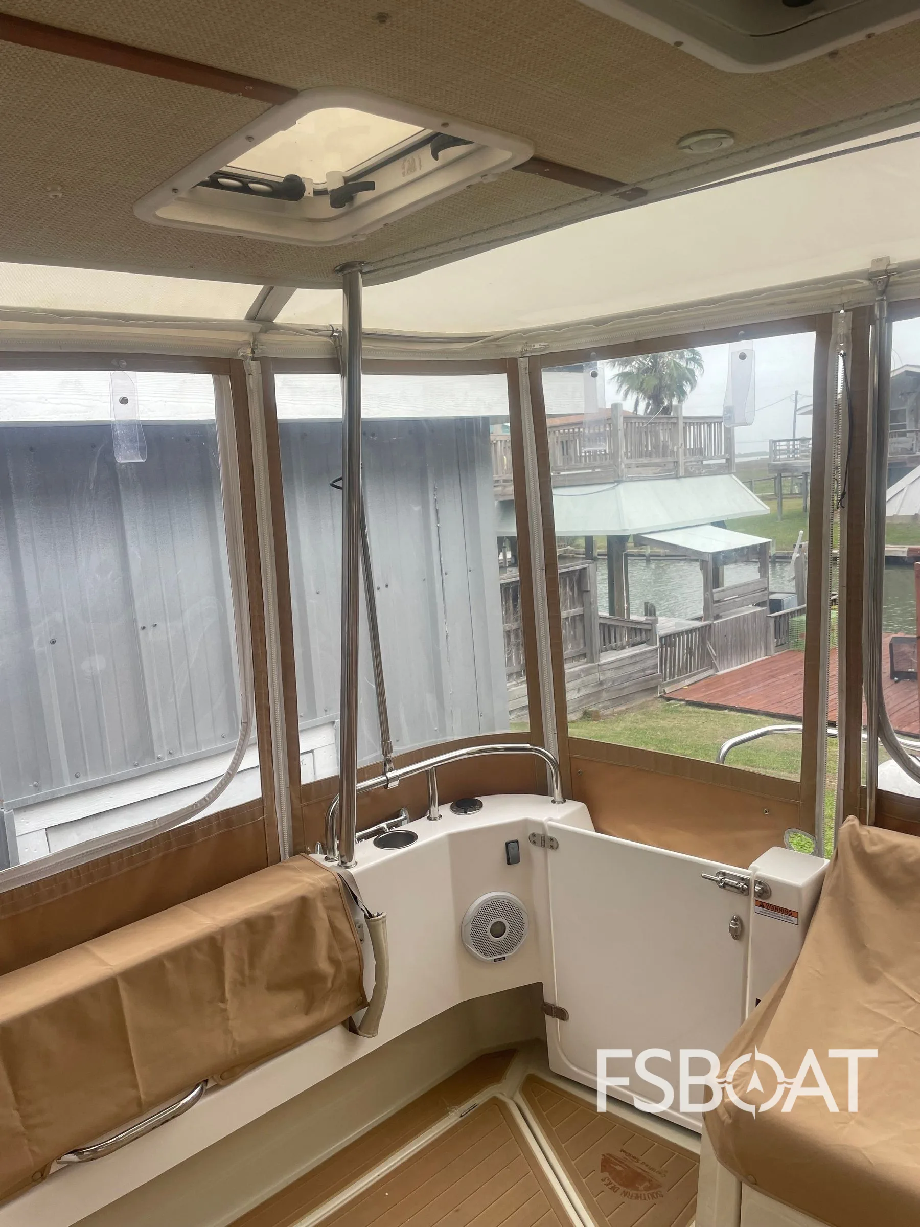 2020 Ranger Tugs R-31 CB - Media 9