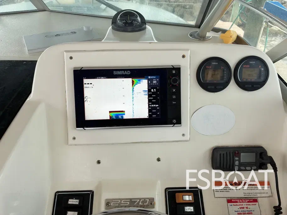 2005 Pursuit 2570 Offshore - Media 6