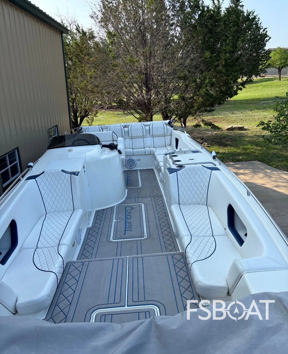 2001 Conquest Top Cat 1 - Media 16