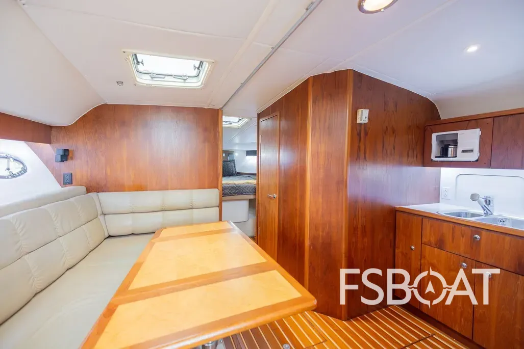 2000 Tiara Yachts 4100 Open - Media 9