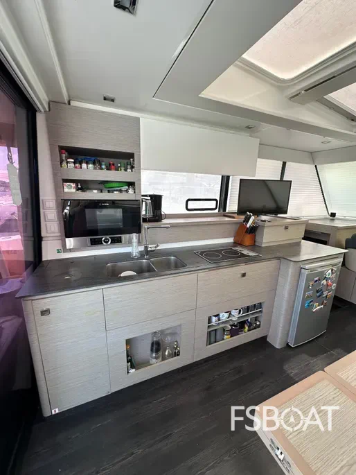 2021 Fountaine Pajot MY4.S - Media 14
