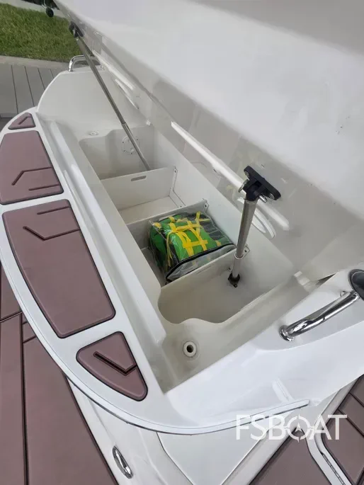 2018 Sea Ray SLX 350 Outboard - Media 20
