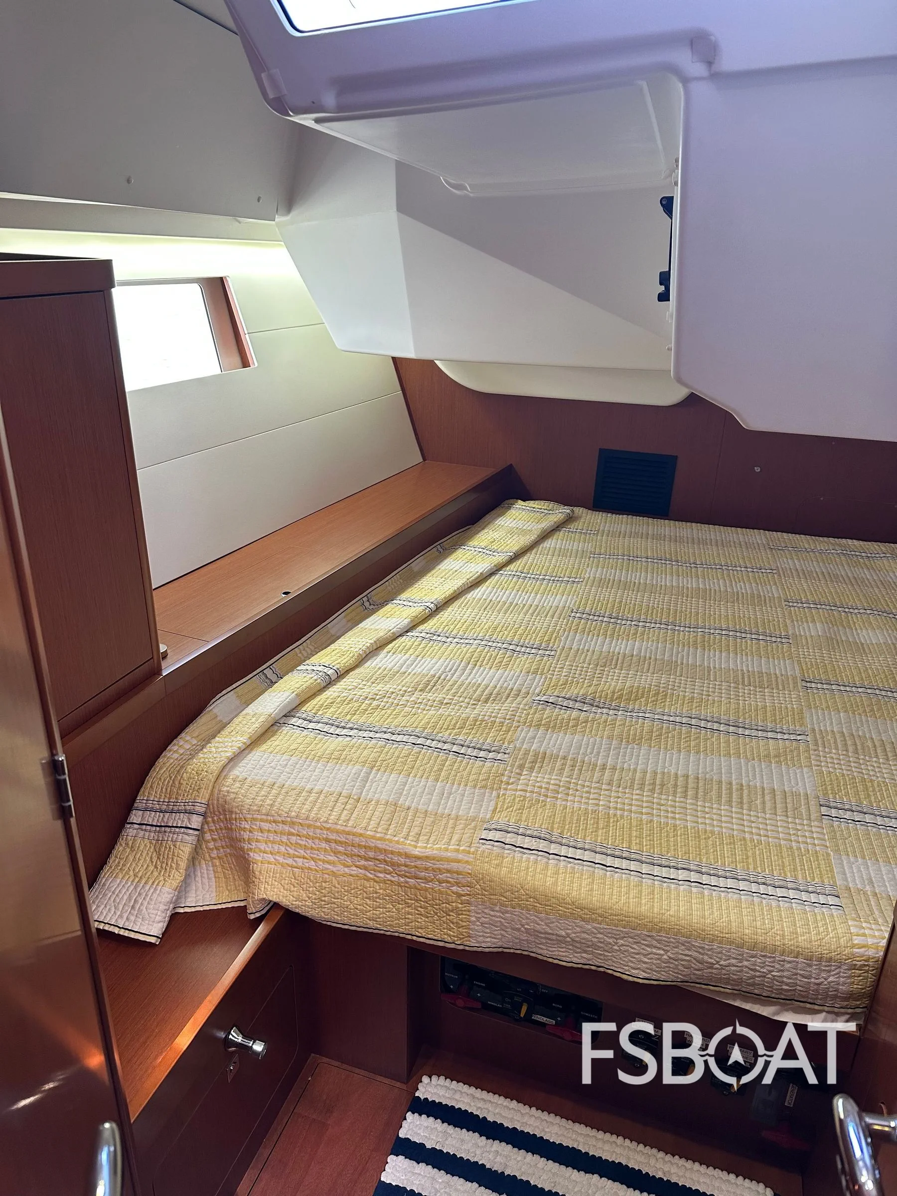 2014 Beneteau Oceanis 48 - Media 8