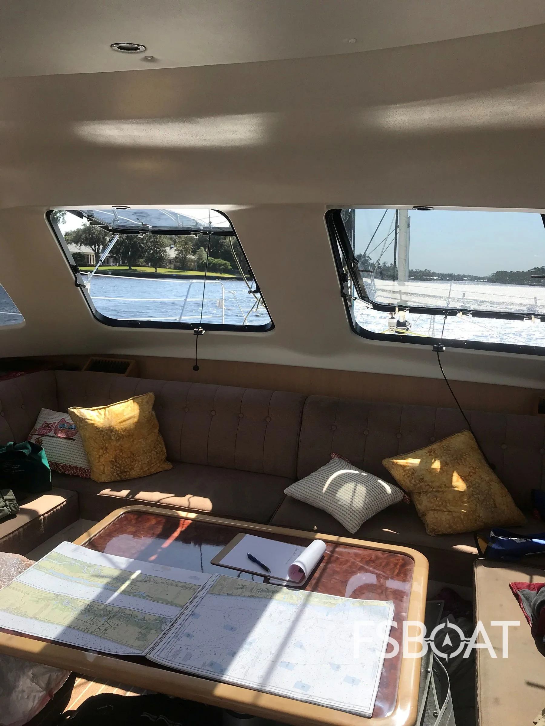 2010 Seawind 1160 Deluxe - Media 20