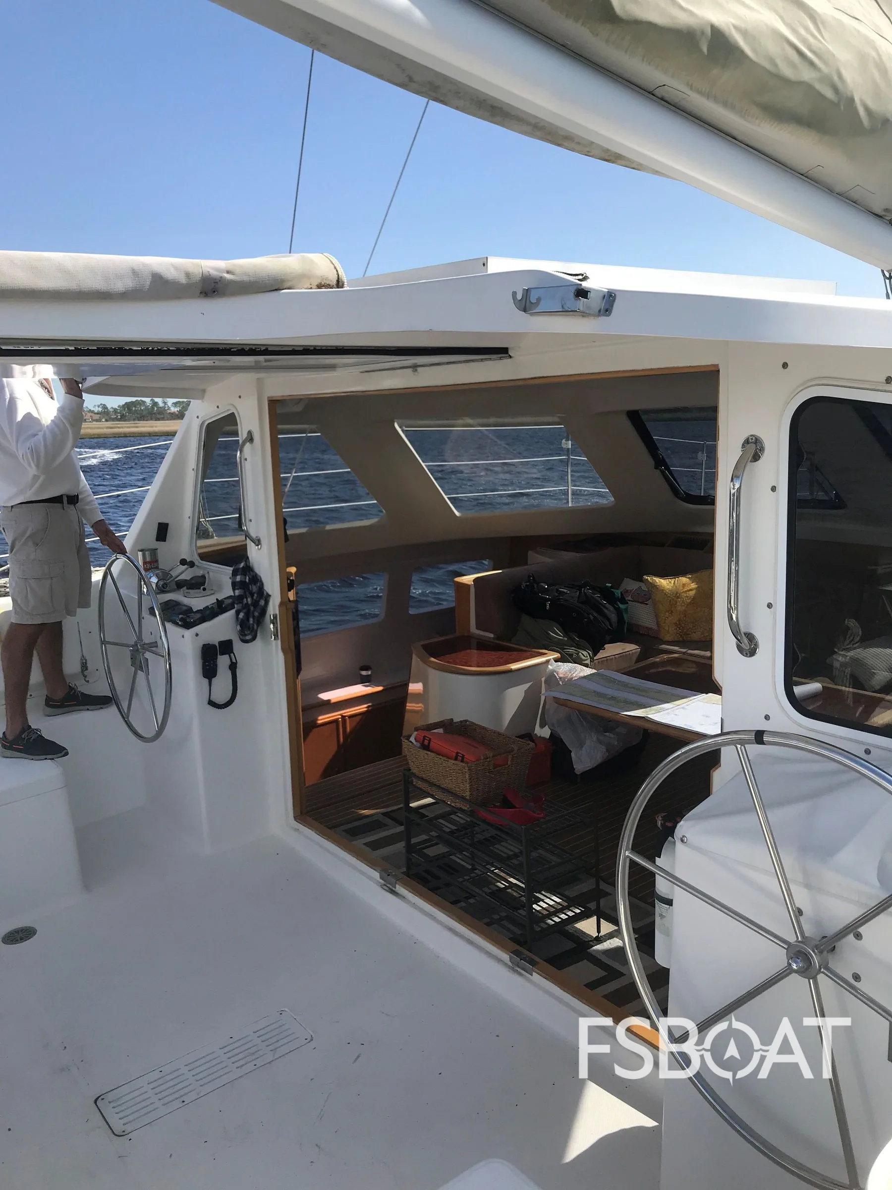 2010 Seawind 1160 Deluxe - Media 18