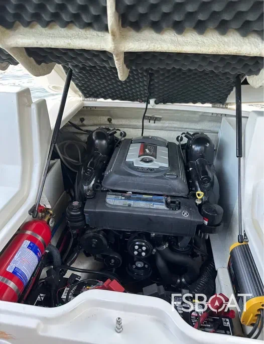 2016 Sea Ray 220 Sundeck - Media 4