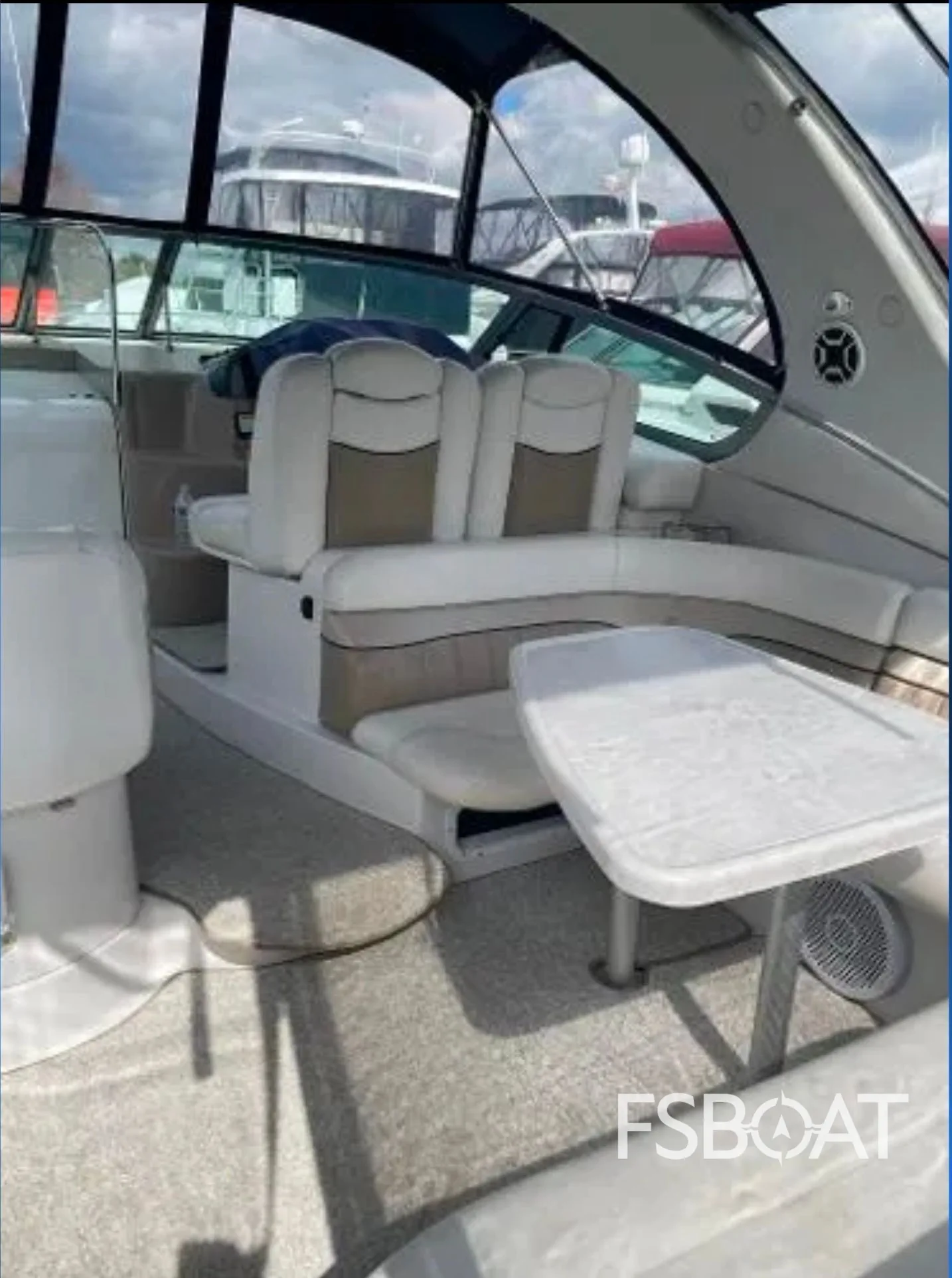2006 Four Winns Vista 348 - Media 5