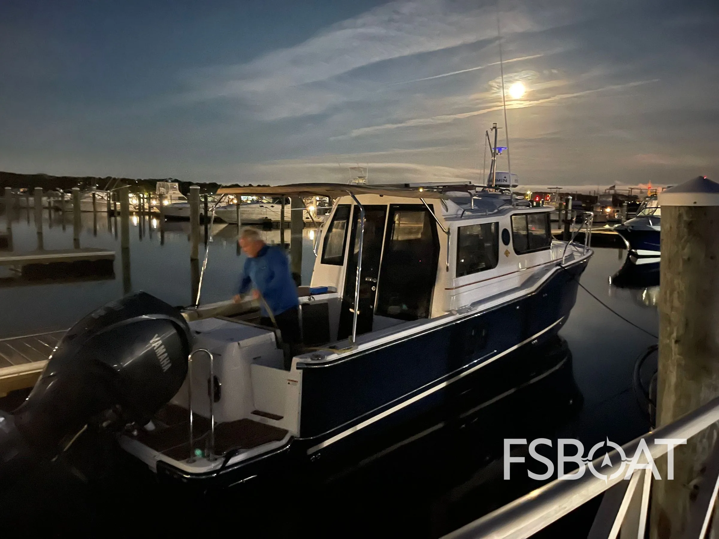 2022 Ranger Tugs R-27 - Media 2