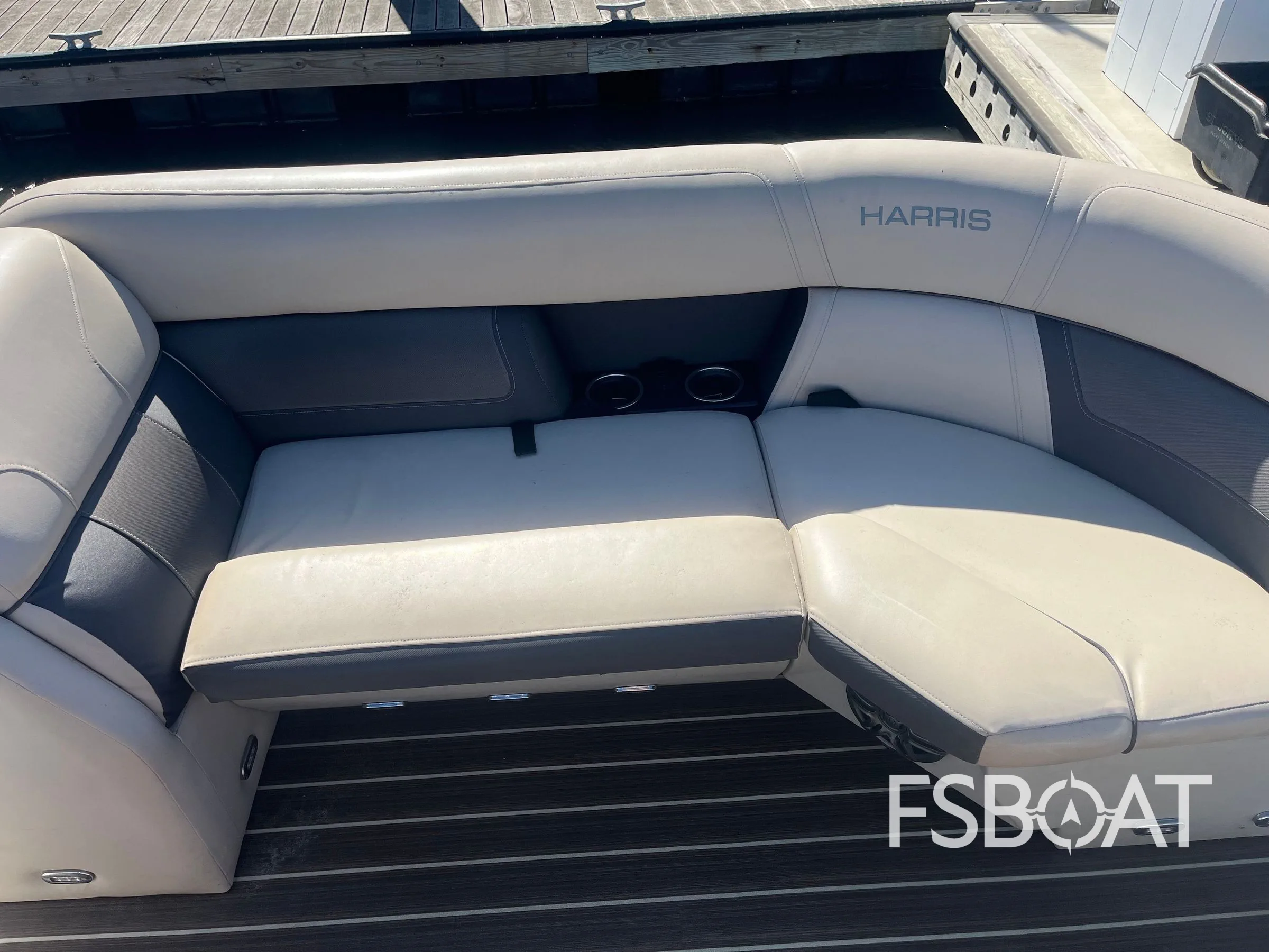 2022 Harris Cruiser 230 - Media 5