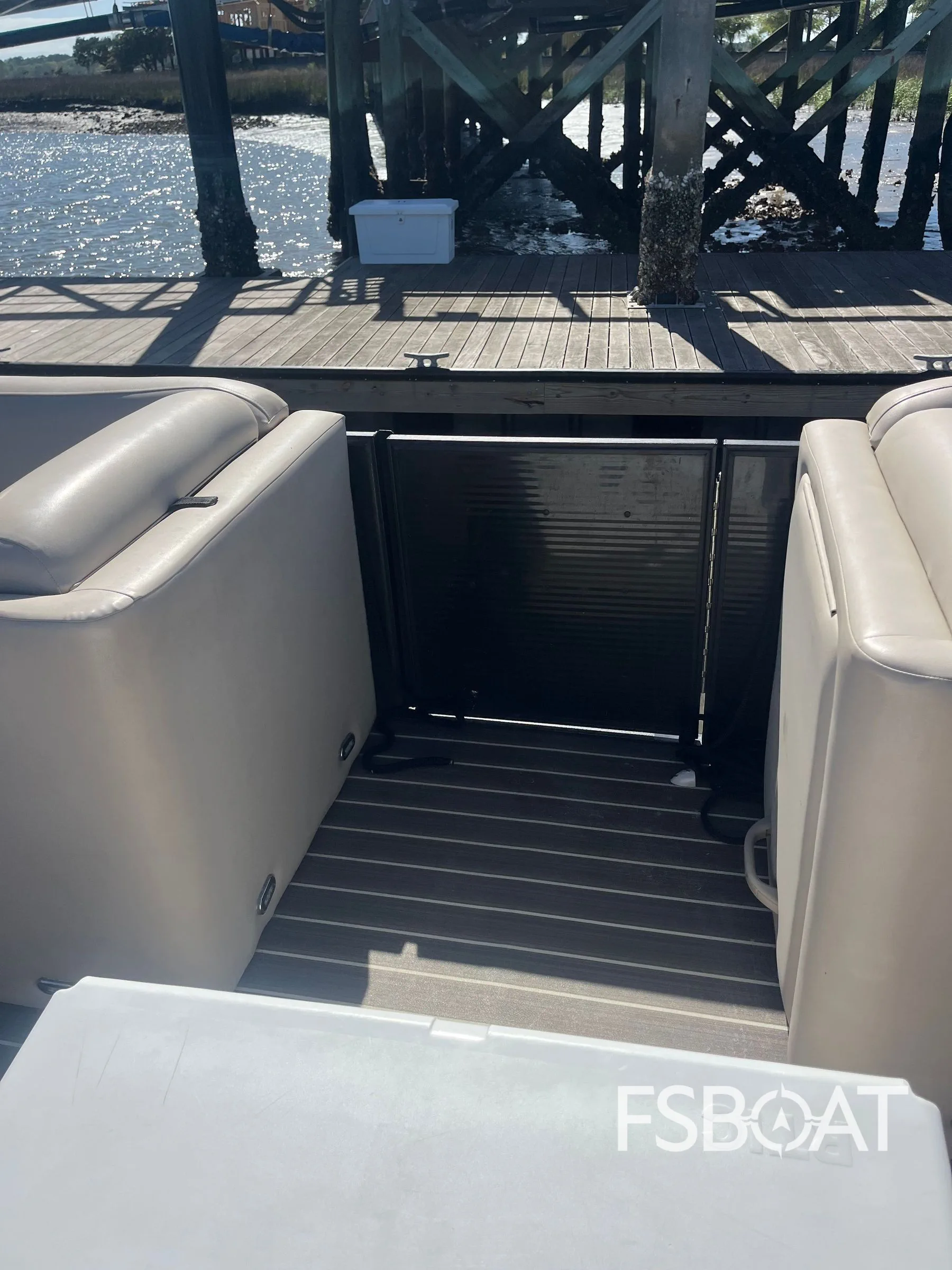 2022 Harris Cruiser 230 - Media 2