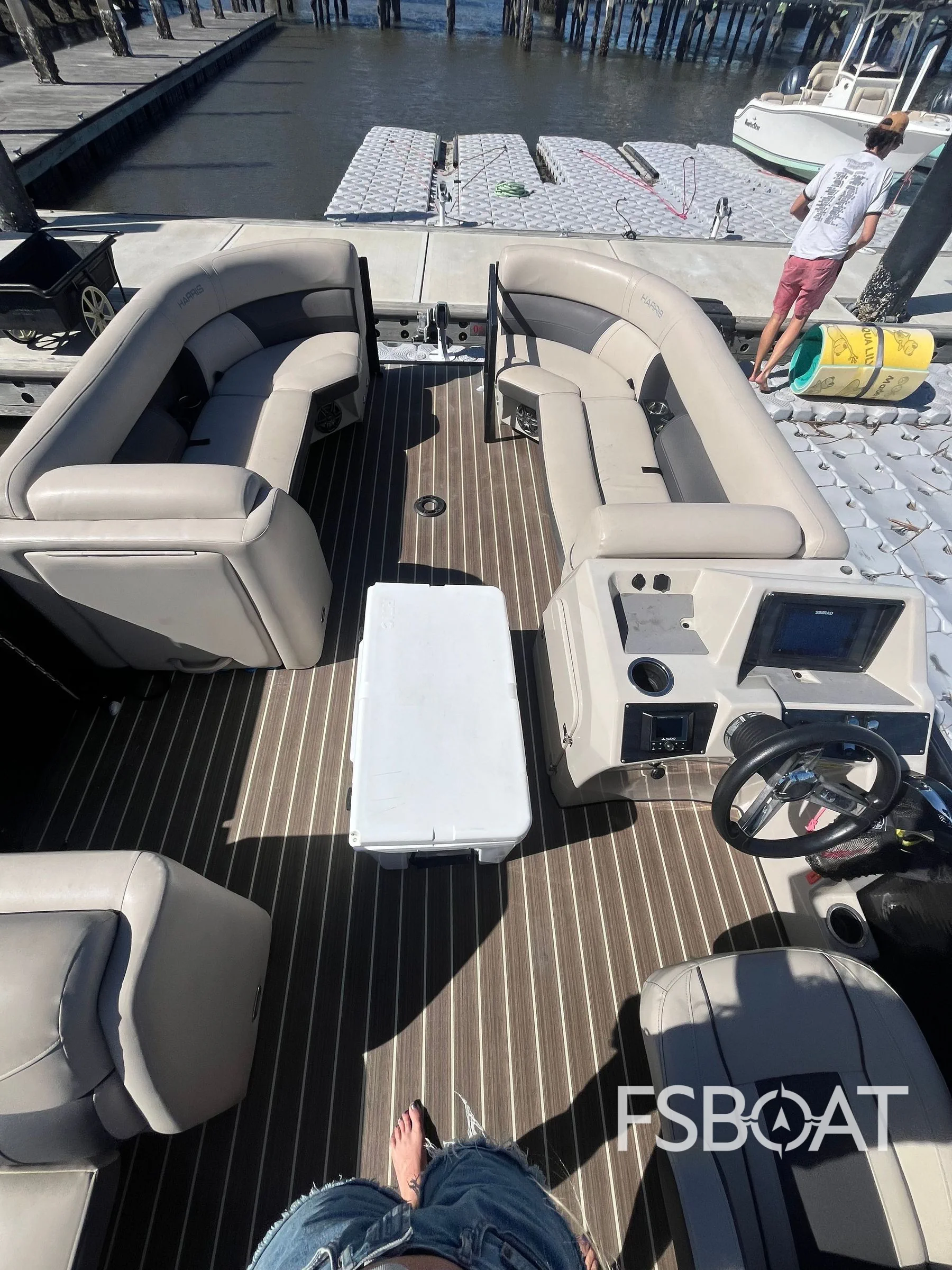 2022 Harris Cruiser 230 - Media 6