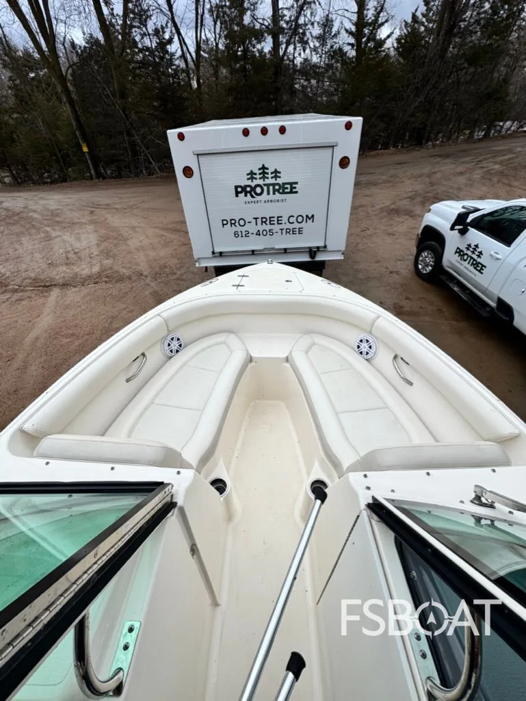 2013 Pursuit DC 265 - Media 6