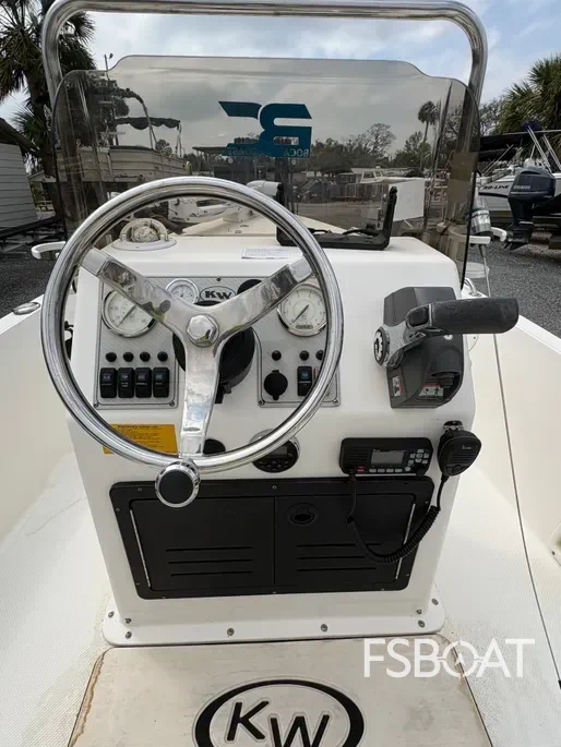 2014 Key West 1720 Center Console - Media 5