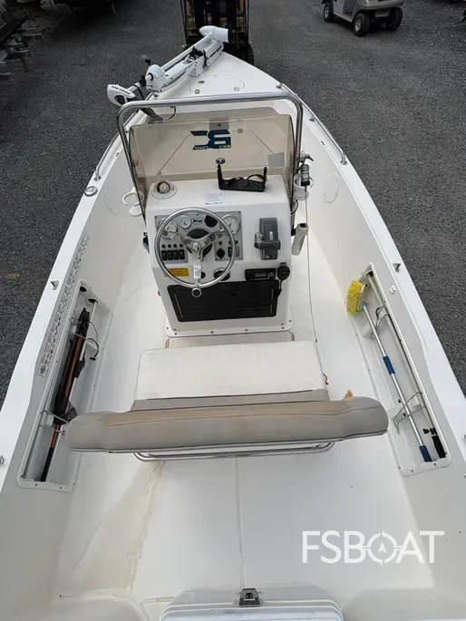 2014 Key West 1720 Center Console - Media 6