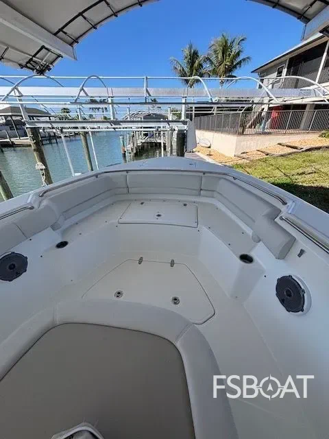 2017 Boston Whaler 330 Outrage - Media 6