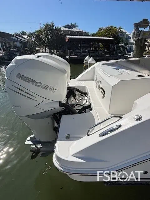 2017 Boston Whaler 330 Outrage - Media 10