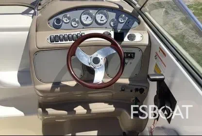 2007 Larson Cabrio 260 - Media 3
