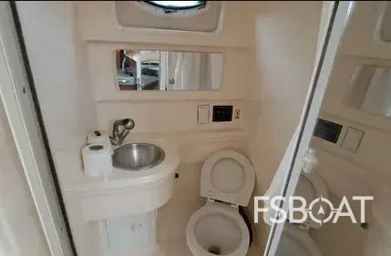 2007 Larson Cabrio 260 - Media 5